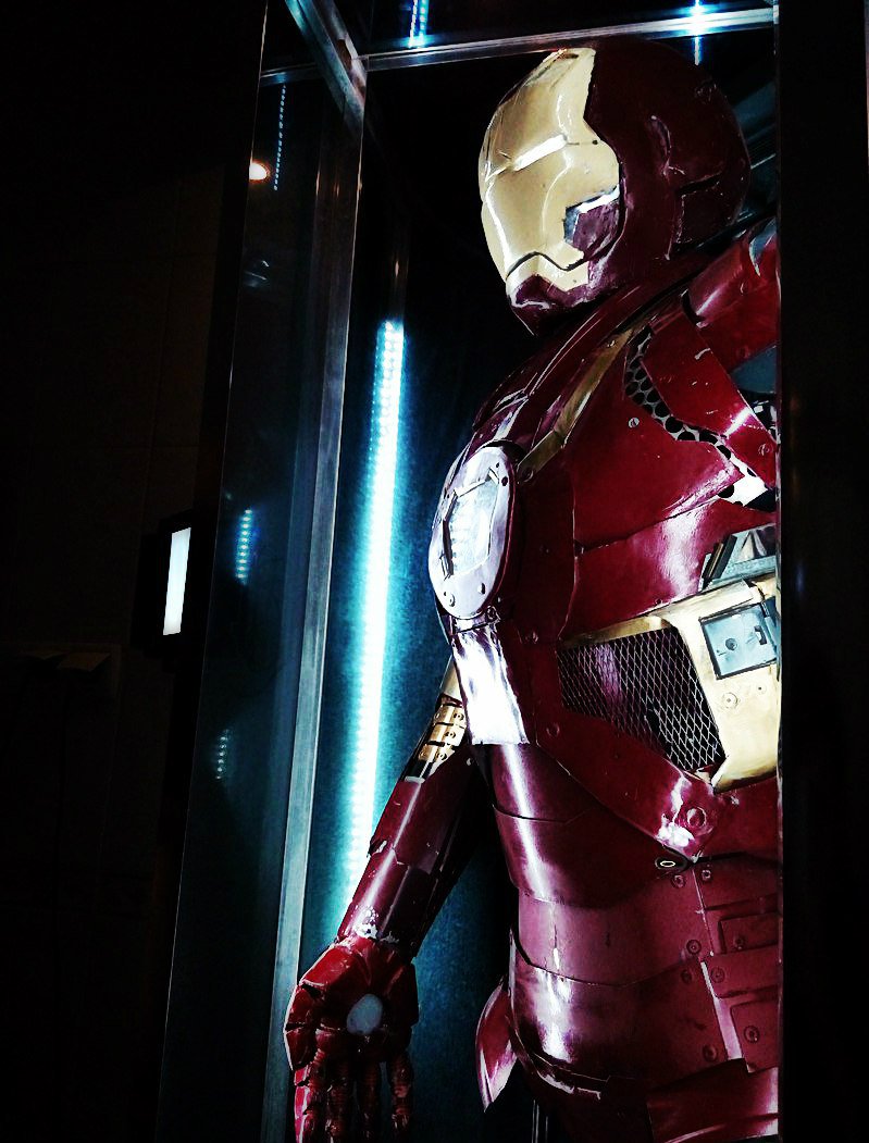 _Red_Maks_'s tweet photo. @RobertDowneyJr Dear Robert  I need your help!  I'm your big fan and creating real "toys" of Tony. But people... -they don't believe in me ...
It'll be an honor for me have talk directly and get your feedback on my works... please... https://t.co/RqKD4lcThe
