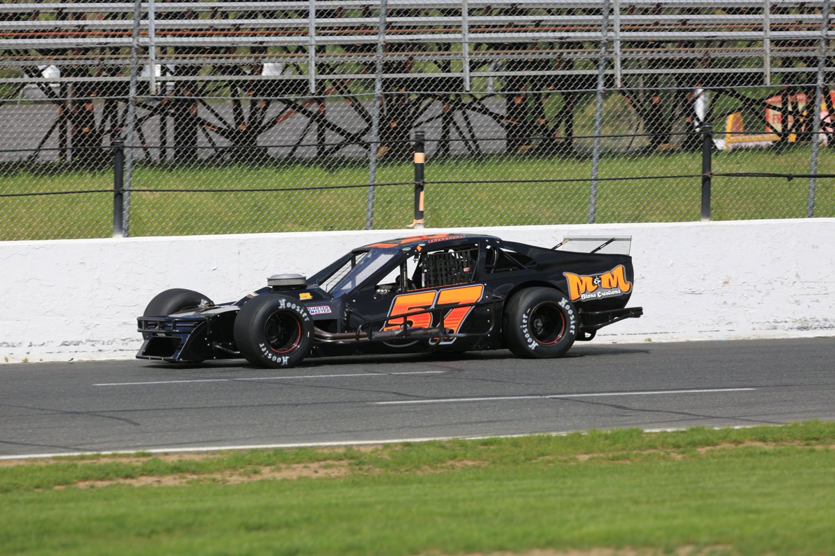 StaffordSpeedwy's tweet photo. 2017 SK Champ @KidRocRacing is in for the 6/8 & 7/13 Open Modified 80's in the Mark Pane #57 Modified #OpenMod80 #Rocco #TheChamp
Driver: Keith Rocco
Hometown: Berlin, CT
Owner: Mark Pane
Sponsor: M & M Stone Creations
Crew Chief: Mike Pane
Chassis: Troyer
Engine Builder: Pettit https://t.co/MDNbN1lkfm