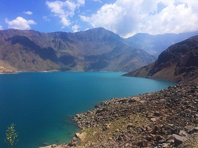 RT @campingforwomen: Reposting @milaisaac:
Vibes✌🏼🌱
•
•
•
•
•
#Embalseelyeso #Santiago #Chile #Southamerica #Discoversouthamerica #Discover #Explore #Travel #Travelgirl #Visitchile #Blue #Instapassport #View #Sanjosedemaipo #Outdoors #Naturelover…