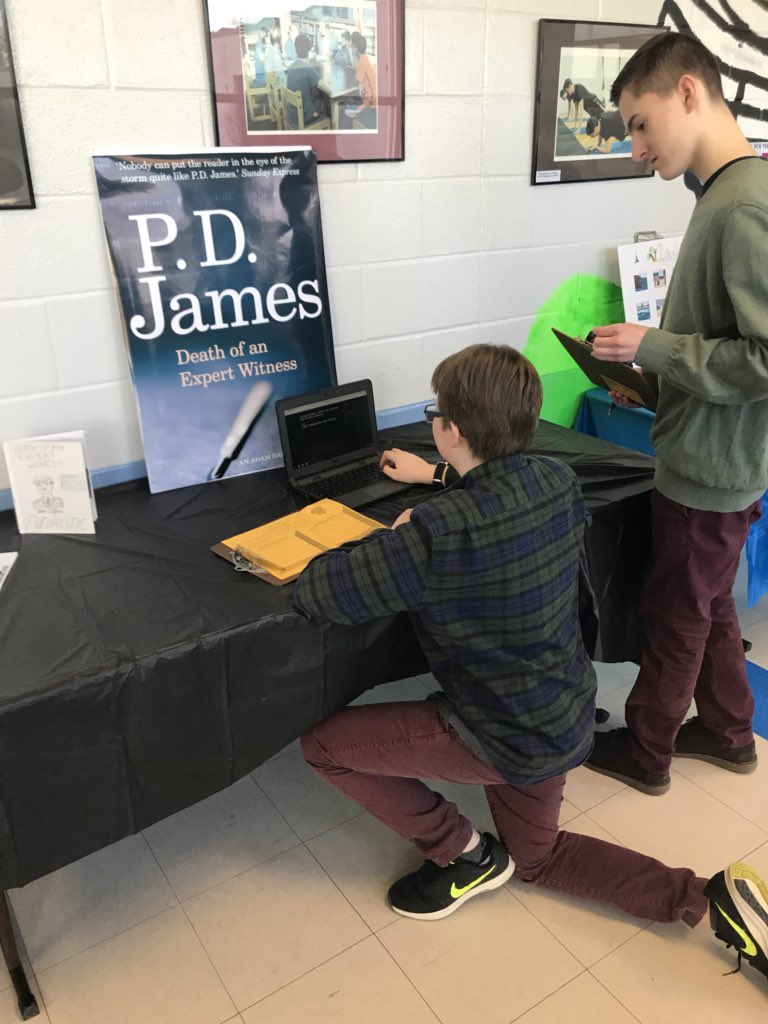 used2bMsMurphy's tweet photo. 8th graders rocked it at their Novel Adaptation Gallery! ⭐️⭐️⭐️⭐️⭐️👍📚#bravobburg #bcms https://t.co/IMZaktyd2Z