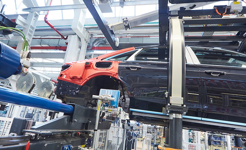 rfidpoint's tweet photo. Tecnología RFID para la fabricación del Audi A8 - https://t.co/9l22CA4M8s https://t.co/GO5KFux9o4