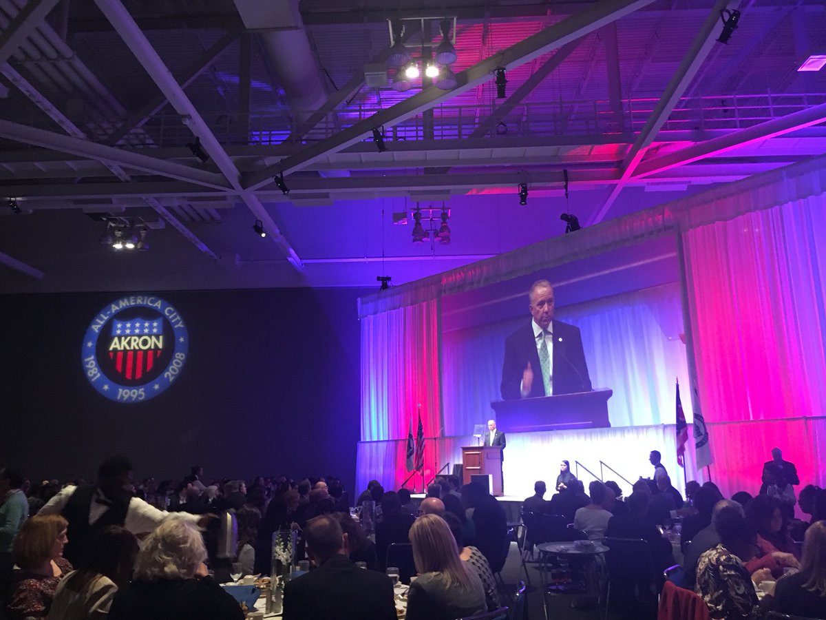 RepTimRyan's tweet photo. Mayor Horrigan announcing that the eBay partnership will help 120 Akron retail businesses sell to the world. Akron is on the move. Excellent State of The City Address, Mr. Mayor! #OHProud https://t.co/QUDQiAlufW