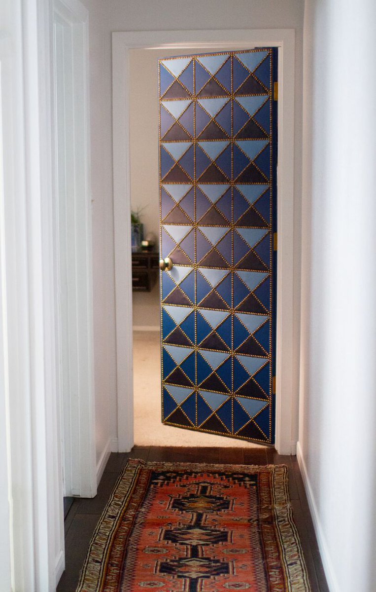 SpruceAtHome's tweet photo. Throwback to Amanda's door design for HGTV https://t.co/mo33nKNGyy #sprucedesign https://t.co/FIP9vsqWke