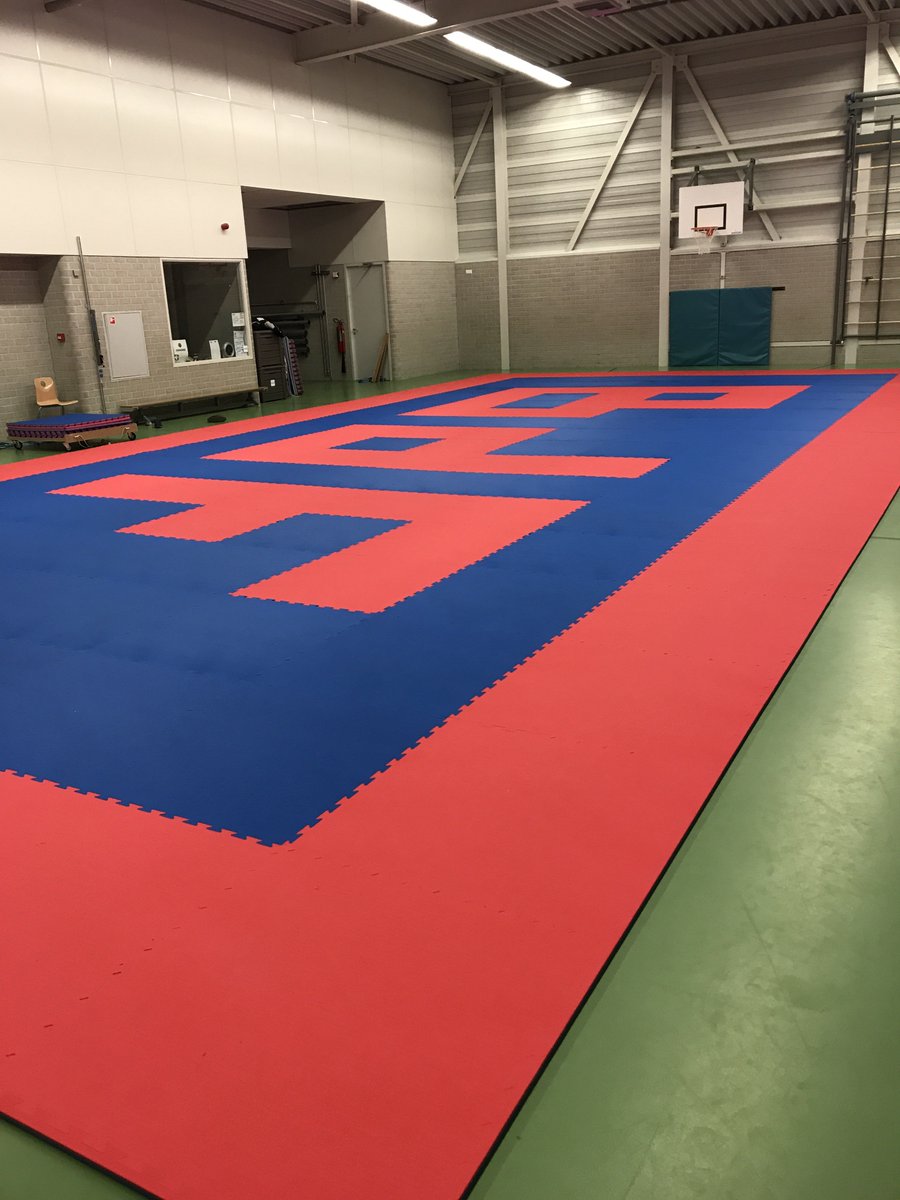 ArawazaNL's tweet photo. Heerlijk om positieve reacties te krijgen: "Nog bedankt voor de matten. Ze zijn echt heel mooi en we zijn er dus heel erg blij mee." #Puzzelmatten van PE; kwaliteit, veiligheid en duurzaamheid #NihonSport #judo #karate #taekwondo #BJJ #grappling #JiujItsu #kickboksen #hufterproof https://t.co/DZzrSFNYCO
