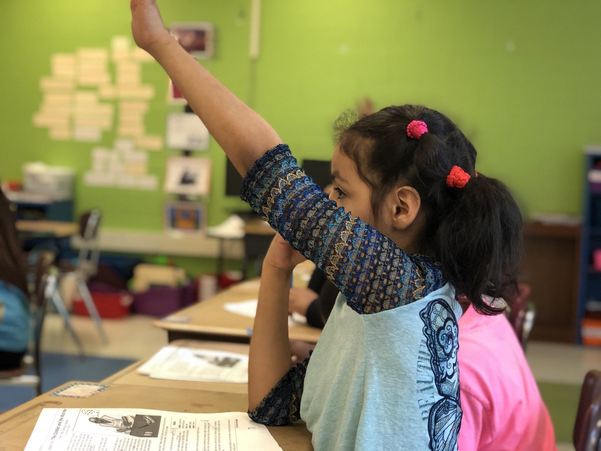 FayStreetElem's tweet photo. Engaging Learning taking place here!  @DurhamPublicSch #3rdgrade #reading #engage https://t.co/yZwuUXjIF5