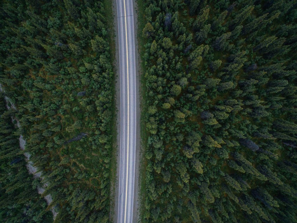 CeresNews's tweet photo. “Corporate #sustainability leadership requires not only ambition in commitment, but also clear integration of #environmental and #social considerations,” says @KristenLang, co-author of the new report #TippingPoint story by @adanigelis 
https://t.co/qIKmpwMuez https://t.co/nhL86zSNzi