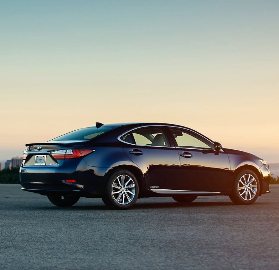 MotorWorldLexus tweet picture