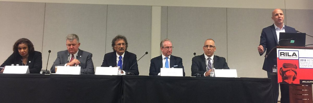 SeaportNW's tweet photo. Our CEO John Wolfe joined a panel of port leaders from across the country to discuss developments and key issues facing ports today. #RILA2018 #RILASupplyChain #RILA https://t.co/y0R8dxy8os