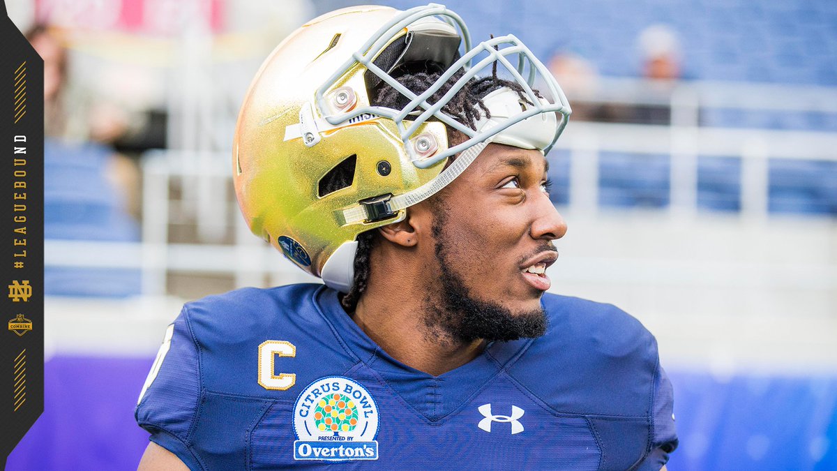NDFootball's tweet photo. ✔️ 2017 Team Captain
✔️ 2,982 career rushing yards 
✔️ 2017 Heisman Candidate

Josh Adams is #LeagueBouND!

#GoIrish ☘ https://t.co/SiL0BeDIVM