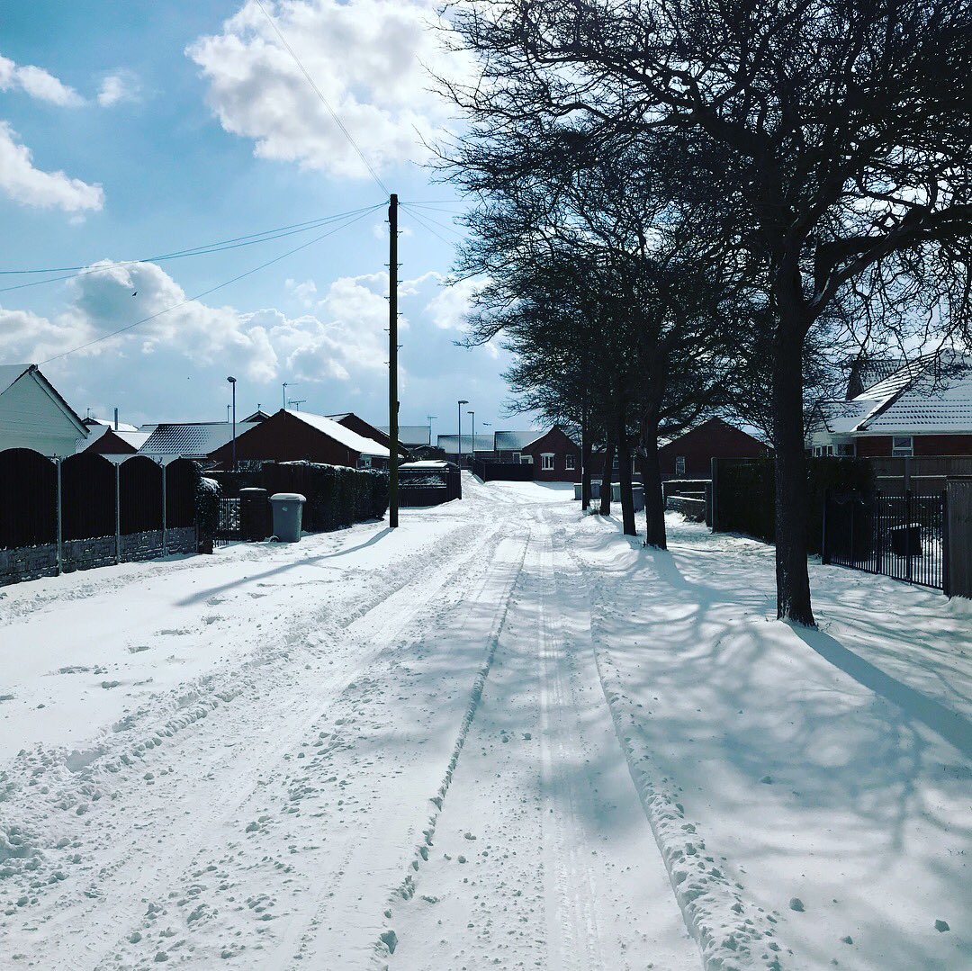 RaChYhAnK's tweet photo. #snowday ☃️❄️ https://t.co/aenr6SOa6o