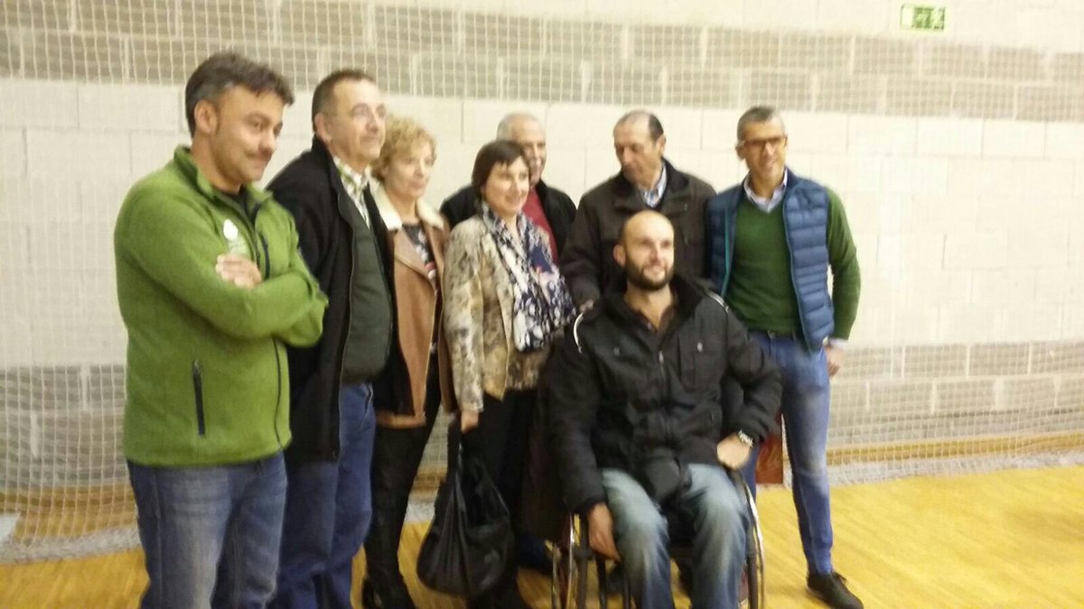 AFESAFEAFES's tweet photo. Descanse en paz y nuestro más sentido pésame https://t.co/qpkPtQ0m3v