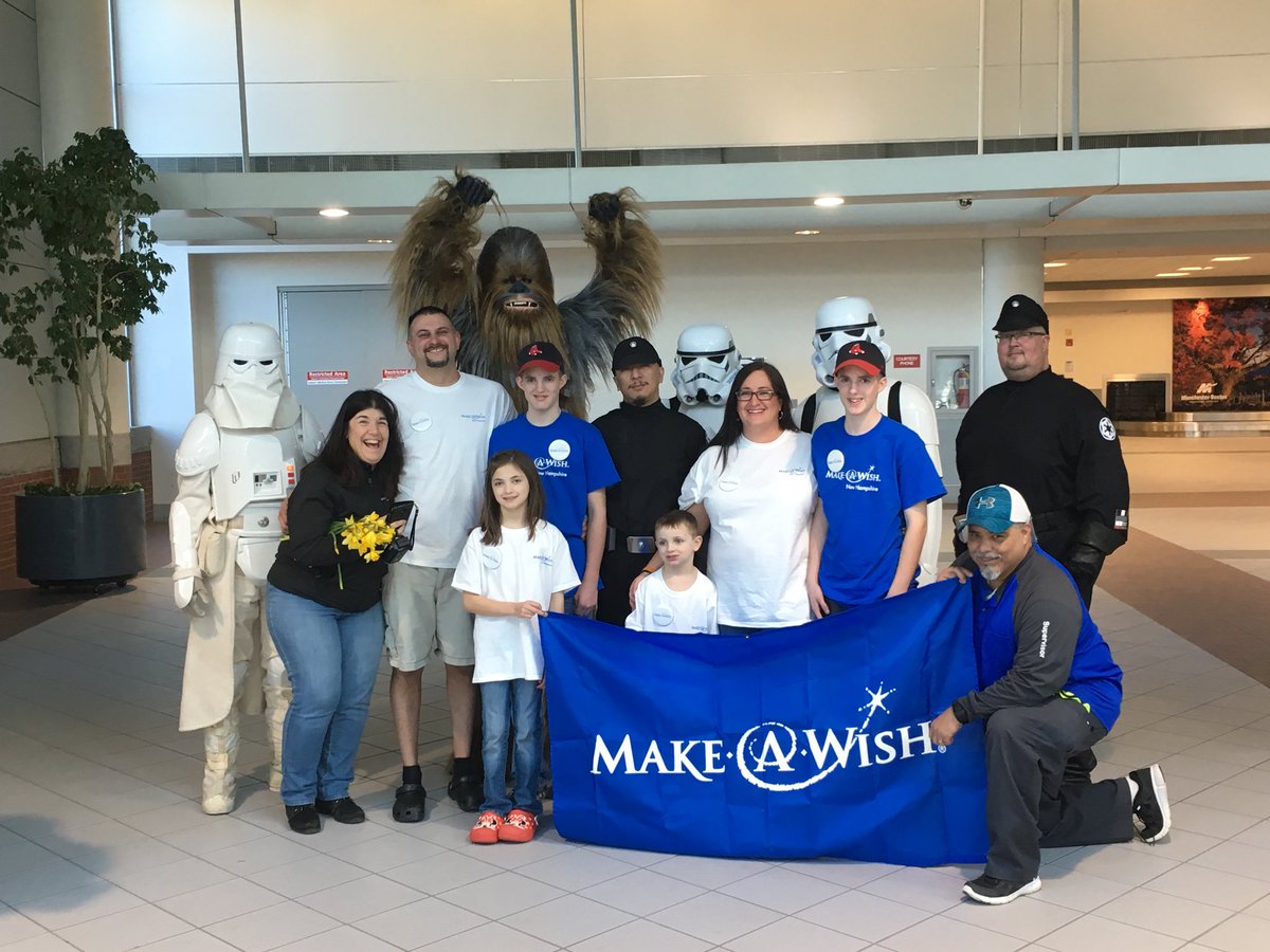 PMHS_Athletics's tweet photo. Chief Jeff Cain and Officer Jay Darrah had the distinct honor of escorting the Chagnon family limo to the Manchester airport as part of Carson's Make-A-Wish trip to Disney World.  We wish the entire Chagnon family a safe trip. @jaydarrah23 @MakeAWishNH @pittsfieldnhpd https://t.co/h6mKtILgAd