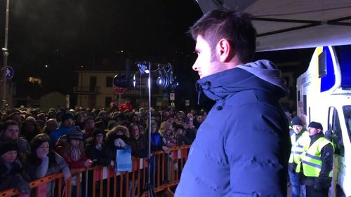 UnicronPlanetM's tweet photo. #M5S Live streaming: Alessandro Di Battista
Saluti da Rignano sull'Arno! ๐ #FuturoInProgramma
https://t.co/KsNSydmznt https://t.co/AR4W7J5q9J