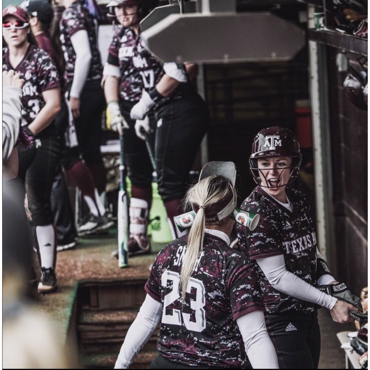s_lex23's tweet photo. It’s game day ya feel me?? 4&amp;6 @ Aggie Softball Complex. #theretirementtour #grandmagottherallycupson https://t.co/pCLM4zUwhG