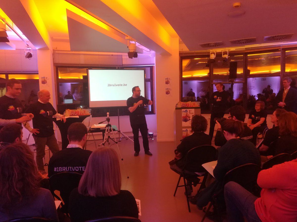 simsibo's tweet image. .@pweiss stresses the importance of contributing to the Brussels mix &quot;make this city your own&quot; #1bru1vote #streetknowledge