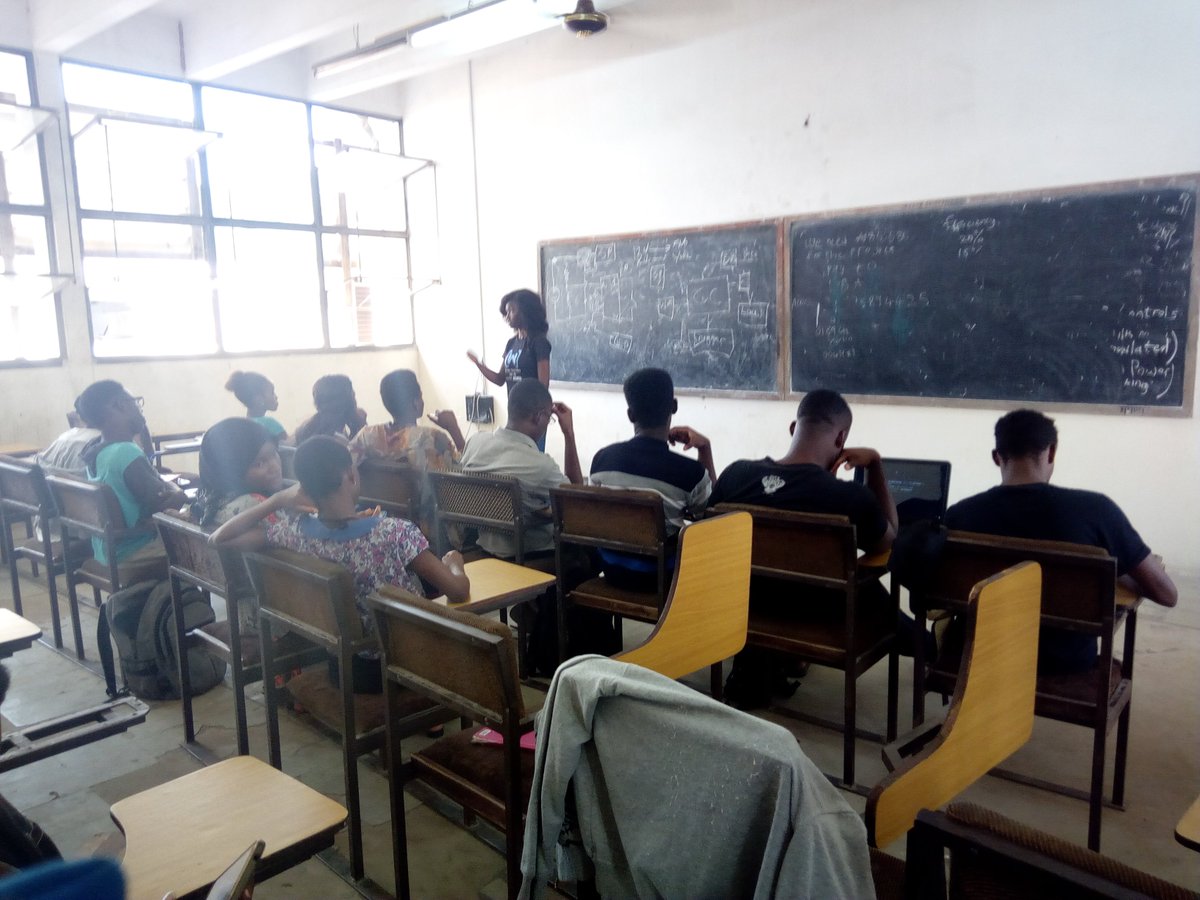 ieeeoau's tweet photo. School of Code different Programming and Hardware Classes @ieeeoau @GDGOAU @ieee_r8sac  @ieeenigeria #IEEEOAU #SoC_v2 #DataScienceClass  #Day_2 https://t.co/gq0NewX6l7 https://t.co/N51A8Fkzpb