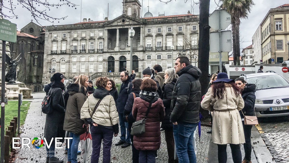 Erovet_eu's tweet photo. 🙋🏻‍♀️3rd day in #Portugal🙋🏻‍♂️ Today we have been in #Porto, an amazing city with amazing people.
It has been very interesting to see so much of this beautiful city, we've learned a lot!
#EROVET #VET @EUErasmusPlus @GLOBALleida @etlleida @sepiegob @EDlleida @lkosnabrueck https://t.co/AnALbV3Dqw