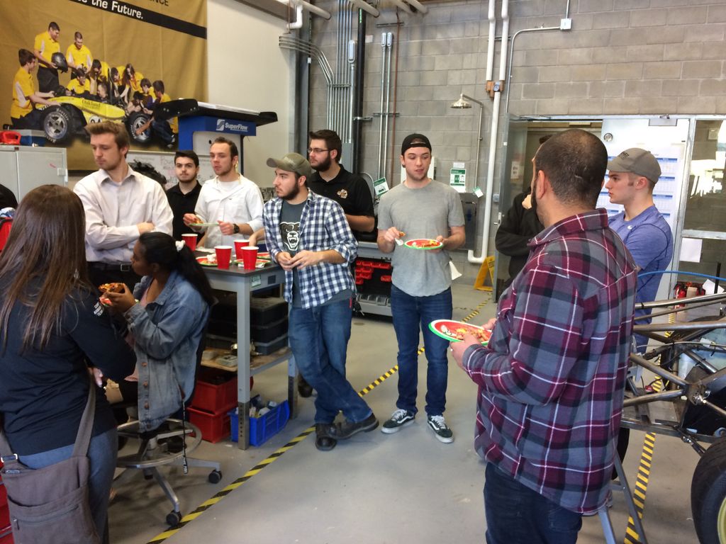 Faurecia_NA's tweet photo. Had a great time checking out Oakland University's Formula SAE car this afternoon! Excited to see the final product in May!  #FSAE #Grizzliesracing https://t.co/20cz3UG9kE