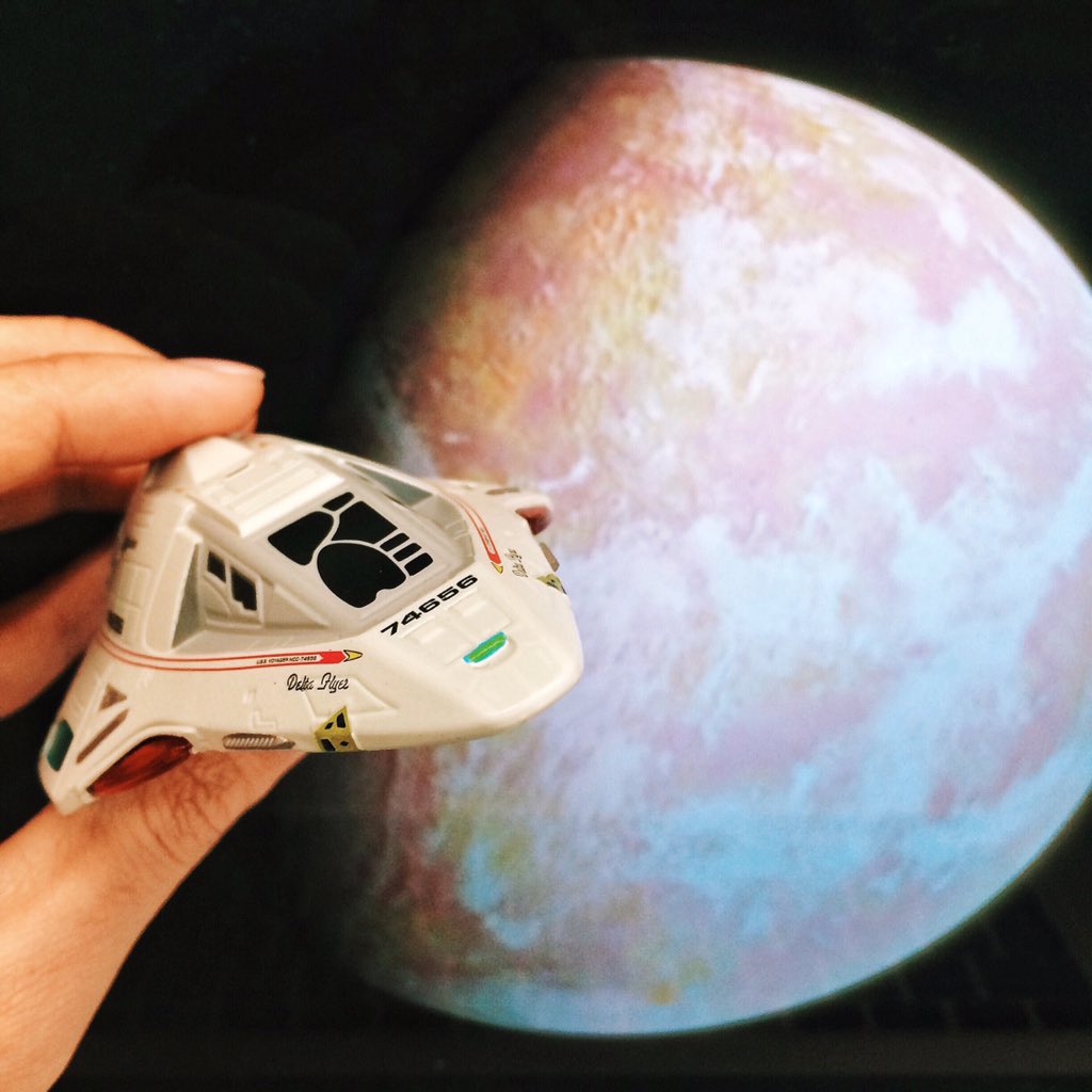 miquai's tweet photo. I have my first @EaglemossLtd #StarTrek starship and I couldn't be happier 😄 Thanks, @jtuttlekeane! Now I just have to physically rip myself away from playing with it so I can give an #Astrobio159 lecture. Onwards to strange new worlds! https://t.co/kyGHOGNegm