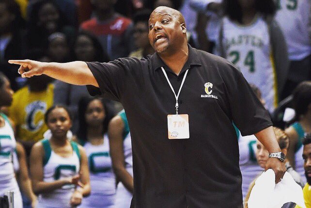 ModerndayTv's tweet photo. Carver comes up huge in 98-68 win over Hazel Green! Wolverines will face the winner of Paul Bryant ( 2017 6A Champs) and Parker ( 2014 5A Champs) in 6A Championship game, Saturday @2:15... @MPSAthletics https://t.co/xKGRcJ9r1A
