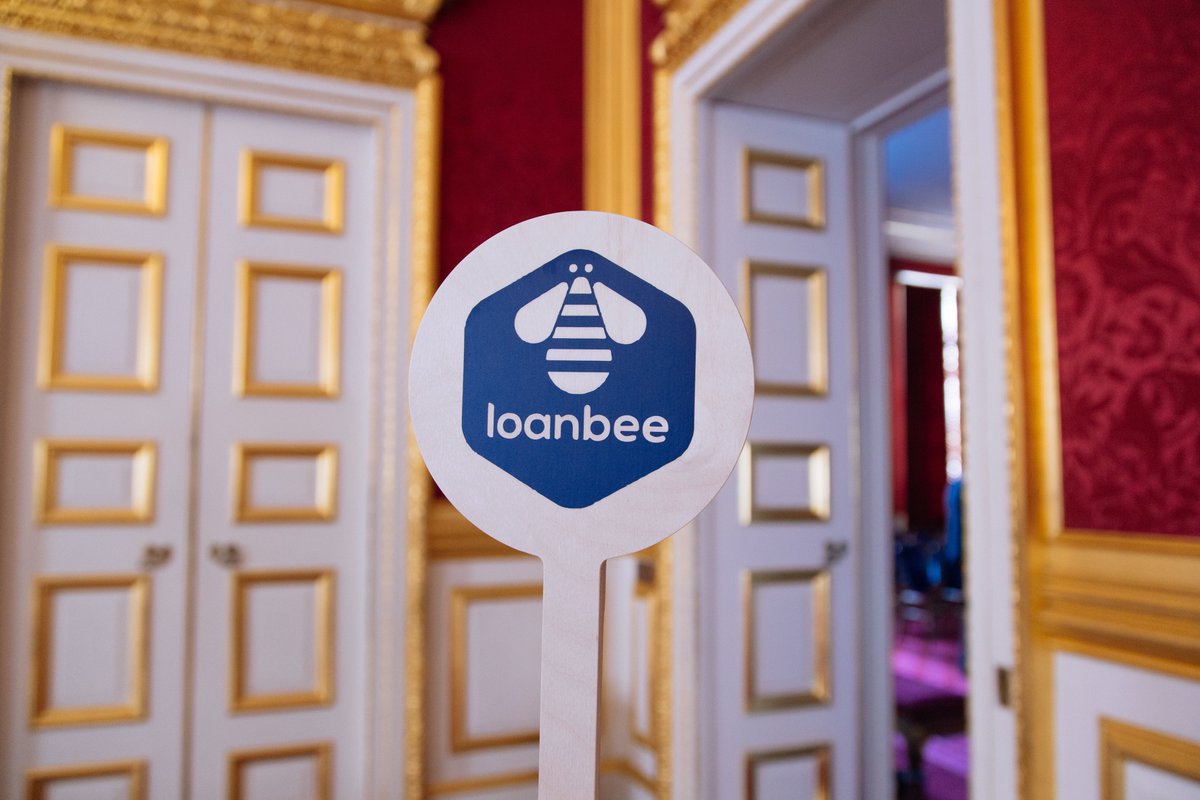 .<a href="/loanbee_co/">LoanBee</a> is a fintech company that offers unsecured micro-loans using alternative credit scoring.