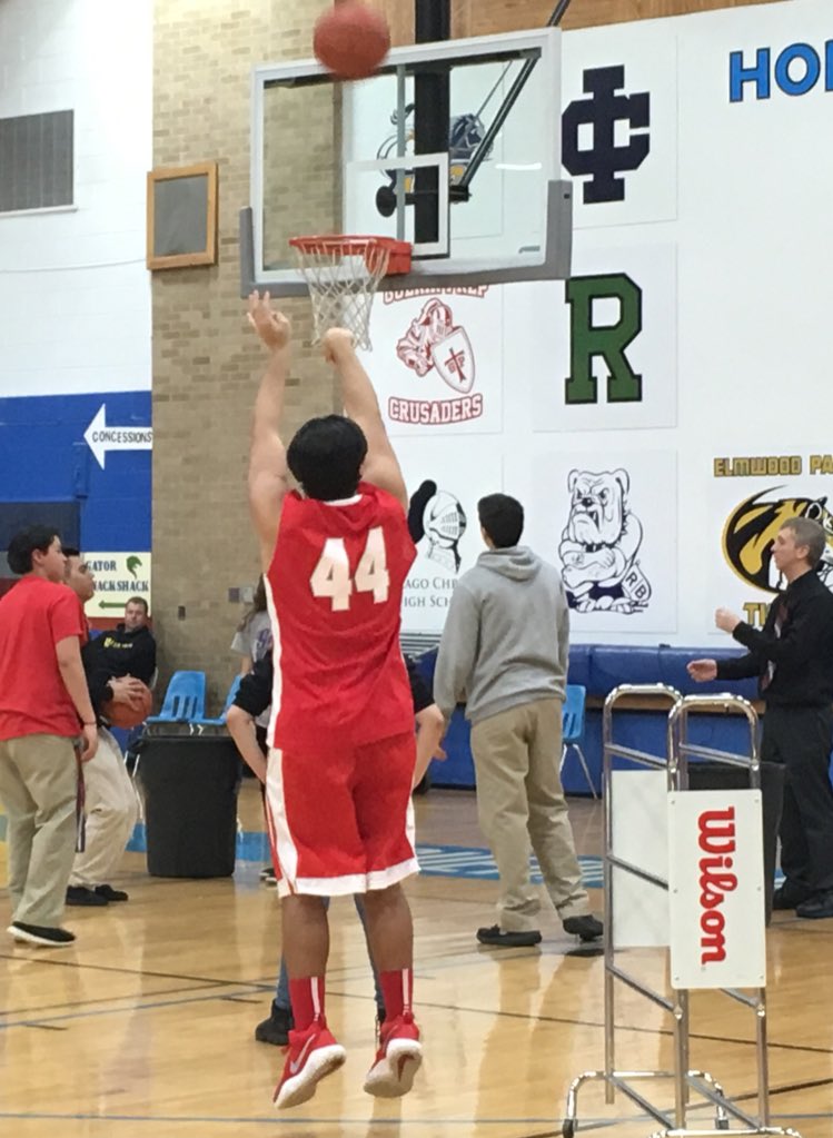GuerinAthletics's tweet photo. Congrats to our #EricVanko & #GeraldCrawford for qualifying for the sectionals of the @hellocountry 3-Point Showdown. They’ll join #AndrewPetrulakis & #ChrisBrooks of #TimothyChristian at Timothy on Friday at 5:30 for a chance at the State Finals in Peoria. #GuerinPride #3🏀 https://t.co/OMNxg8utXx