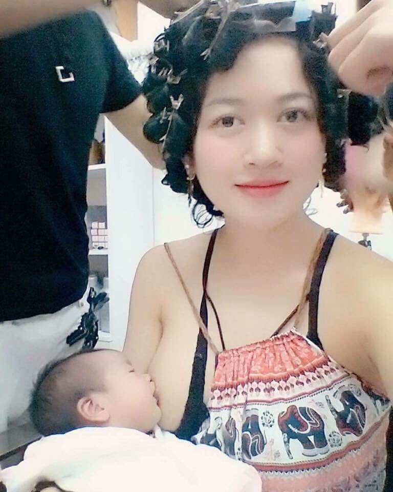 ThaoHD5's tweet photo. Tóc Đẹp 🤣🤣🤣 https://t.co/APJDHfYGLz