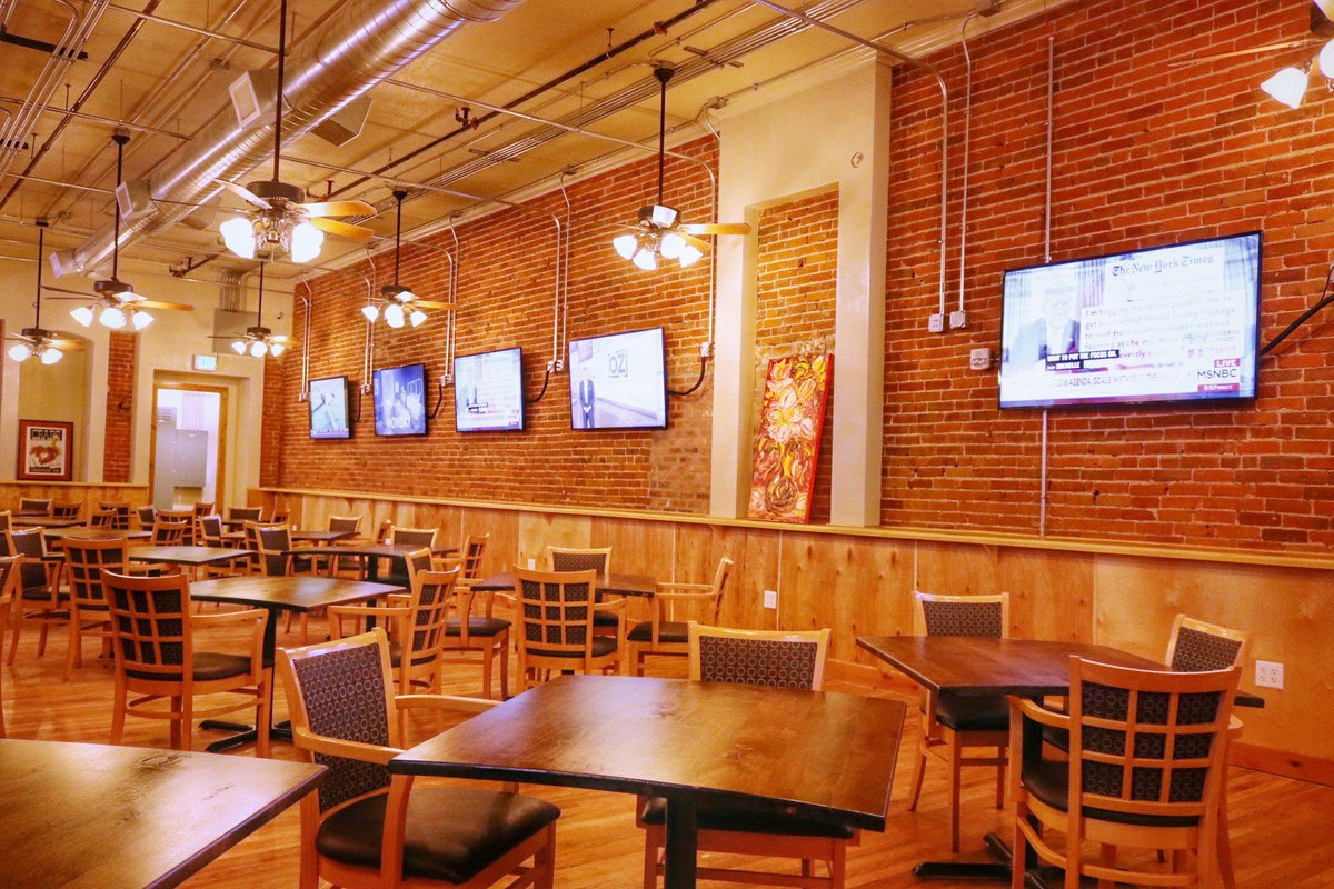 MXMarket2's tweet photo. Style you've come to expect from The Mining Exchange Hotel 😎

#coloradosprings #colorado #downtowncos #downtowncoloradosprings #mxmarket #travel #travelgram #olympiccityusa #instagram #visitcos #visitcolorado https://t.co/cs9OEBmqH1