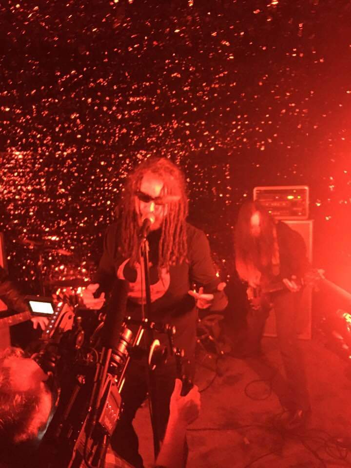 Dharma_Kings's tweet photo. Here are a couple pictures from a music video we shot. Can't wait to see the finished product!

#hardrock #metal #rockandroll #rocknroll #rockmusic #rock #atxmusic #tequilaandtestosterone #eyewitnessreality #dharmakings #earsplittingmedia #suppprtlocal #indiemusic #videofun https://t.co/0dETGp7uhP