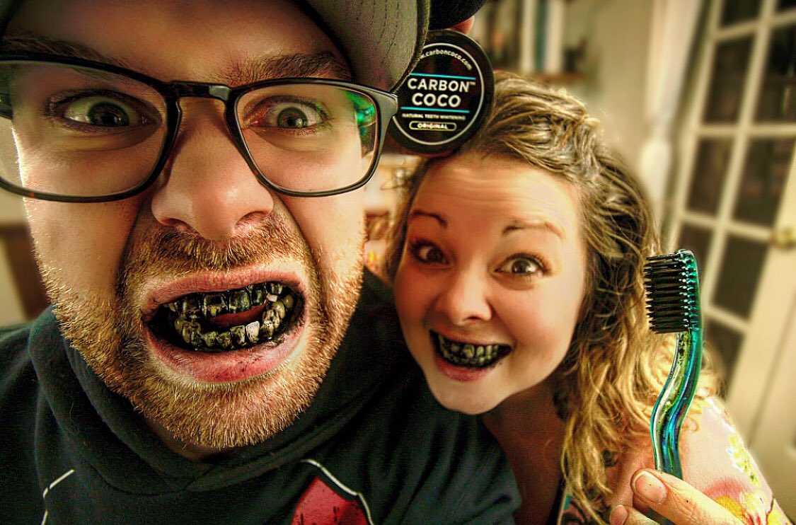 ItsNicandJess's tweet image. Amazing product, we have a TON to say about it! Vid up on our page at 3! ❤️ @carboncocoau #carboncoco #activatedcharcoal #Charcoal #teethwhitening #natural