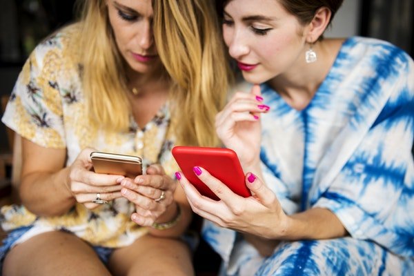 BrownLaura67's tweet photo. Mintel’s Beauty Retailing China 2017 report found that almost 50% of Chinese beauty #consumers aged 20-49 used #MobilePayments when buying beauty or personal care products. #mobiletech #apps 
https://t.co/4NmdJUF7Ih https://t.co/di2T6zXm6R
