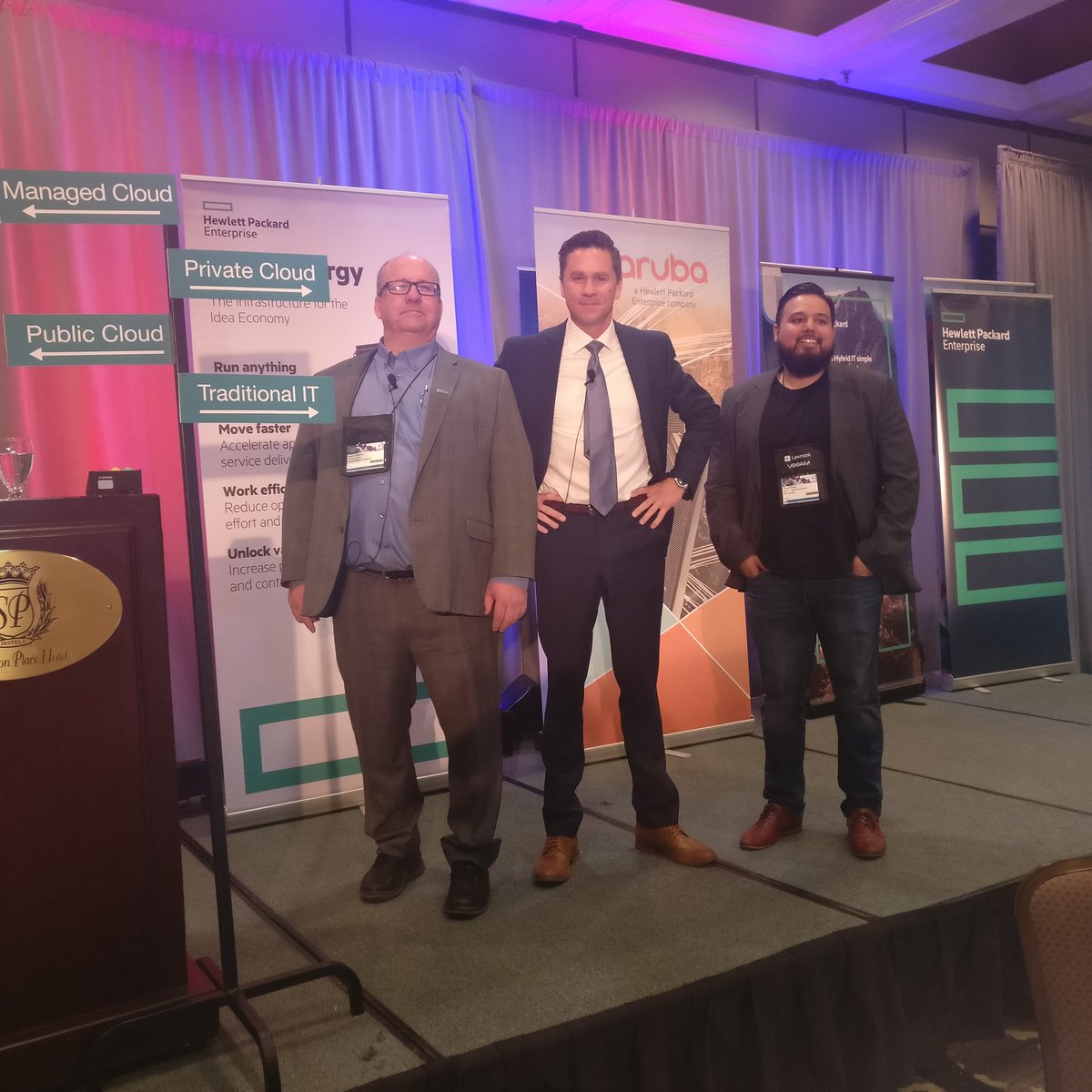 ShaunPinIT's tweet photo. #PCMCanada #NSK2018 #HPE Talking all things #HybridIT at the #Intelligent Edge https://t.co/rlzpj1hWgi