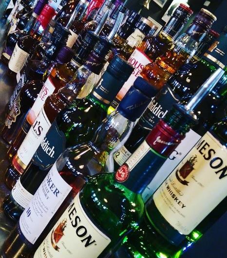 TheWilliamBray's tweet photo. Join us this Saturday 3rd March 9pm for UkeJam at The William Bray, Shere. Come and sing, dance and listen along! Join us before for dinner and a drink........ https://t.co/YEEVDEyl4f