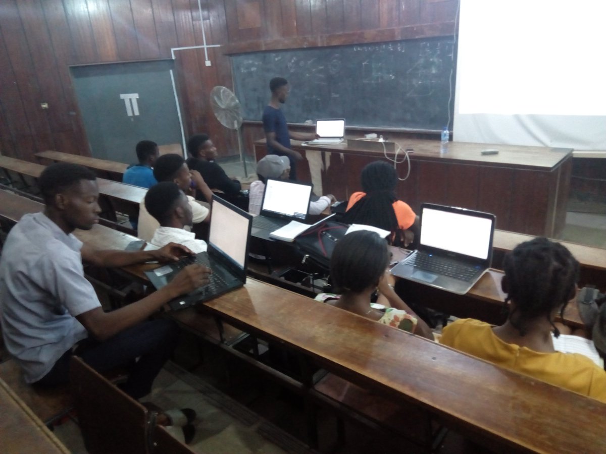 ieeeoau's tweet photo. School of Code different Programming and Hardware Classes @ieeeoau @GDGOAU @ieee_r8sac  @ieeenigeria #IEEEOAU #SoC_v2 #DataScienceClass  #Day_2 https://t.co/gq0NewX6l7 https://t.co/N51A8Fkzpb