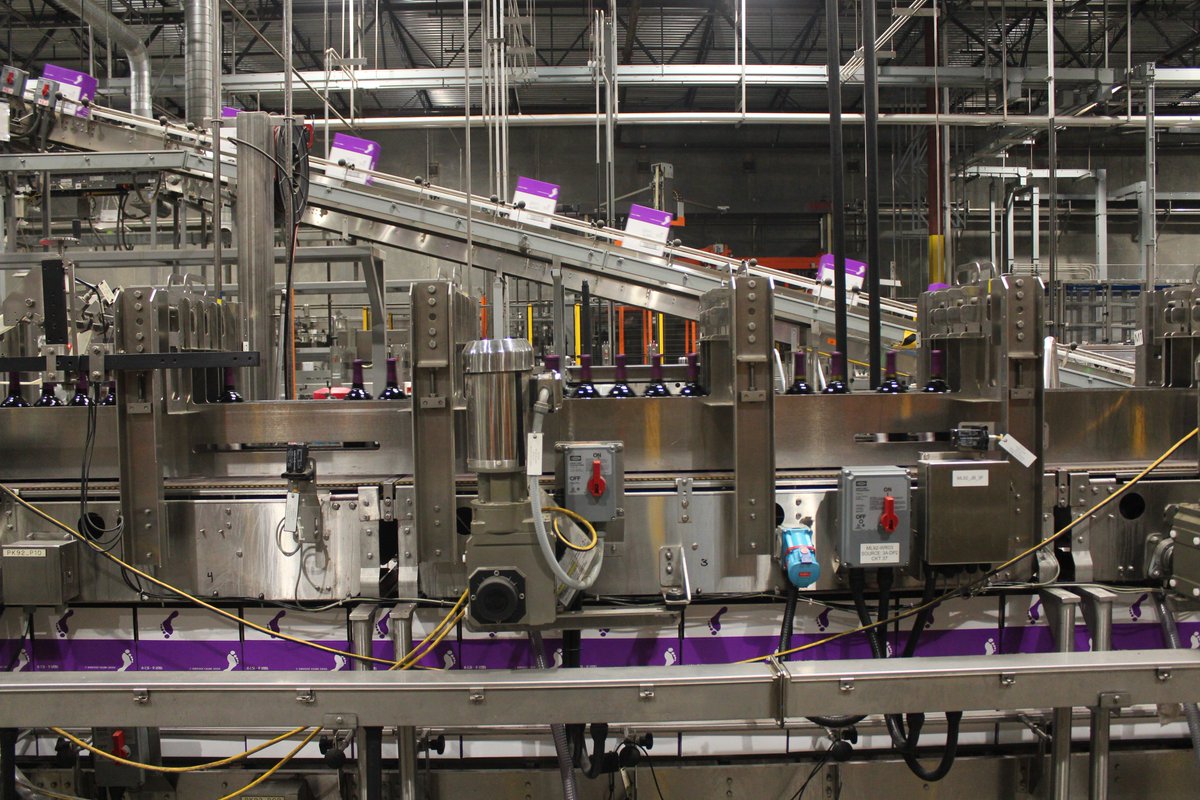 Working At E & J Gallo Winery Zippia