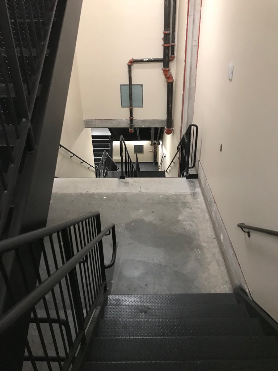 sbloomfield15's tweet photo. Fire alarm at @jwmarriottatx - sure would have been nice to know alarm was cancelled before 33 floors with luggage! Bag and knees suffering! https://t.co/mKz3J5abDi