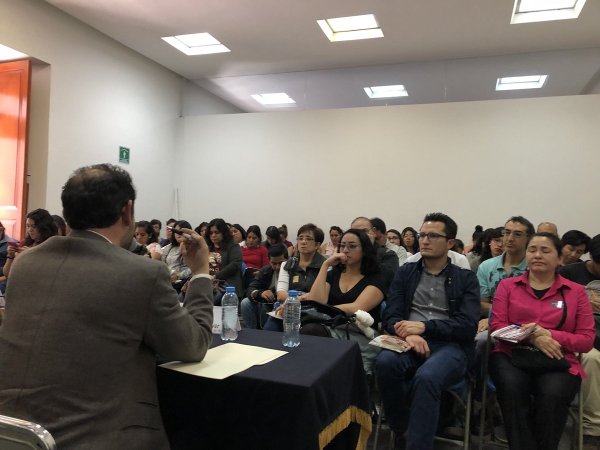 arturofl's tweet photo. En la FIL del Palacio de Minería presentado Ciudadanía y Calidad de Vida: Debates, Retos y Experiencias en Torno al Desarrollo Social en México y América Latina https://t.co/23KXaq2idQ
