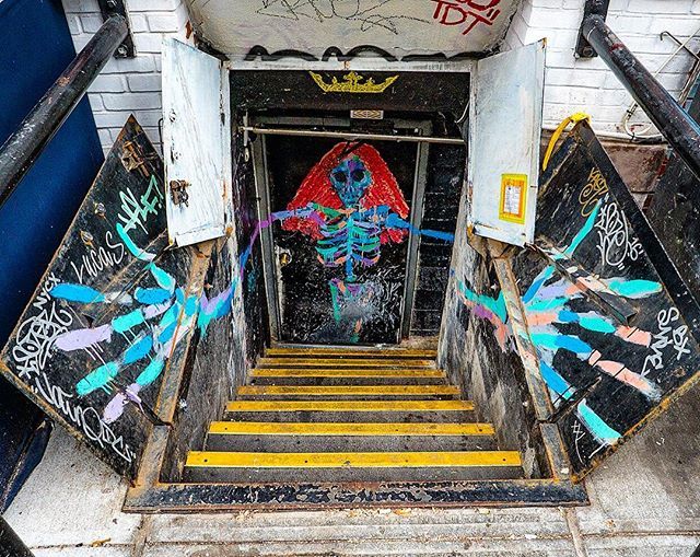 CANVSart's tweet photo. Hidden gems. π .
.
.
.
π265 Elizabeth St, NY
.
.
.
#canvsapp #streetartmap #streetarteverywhere #streetart_daily #murals #urbanwalls #muralspotting #streetartphotography #nolita #bradleytheodore #nystreetart #hiddenart #skullart #embracecolor https://t.co/9ZMSuvg5lN https://t.co/s6gyWtI6ZO
