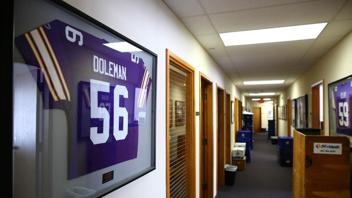 The #Vikings are set to say goodbye to the place they've called home since 1981.  📰: mnvkn.gs/lpuAh5 https://t.co/P0MySLKUvC