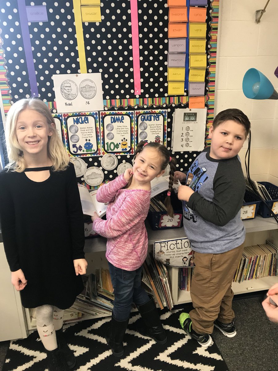 JmccabeMccabe's tweet photo. Using resources for money! #MortonElStars https://t.co/SStHAJxfV6