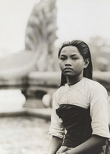 Apsara Dancer in front of Angkor Wat - Picture taken between 1919 and 1926