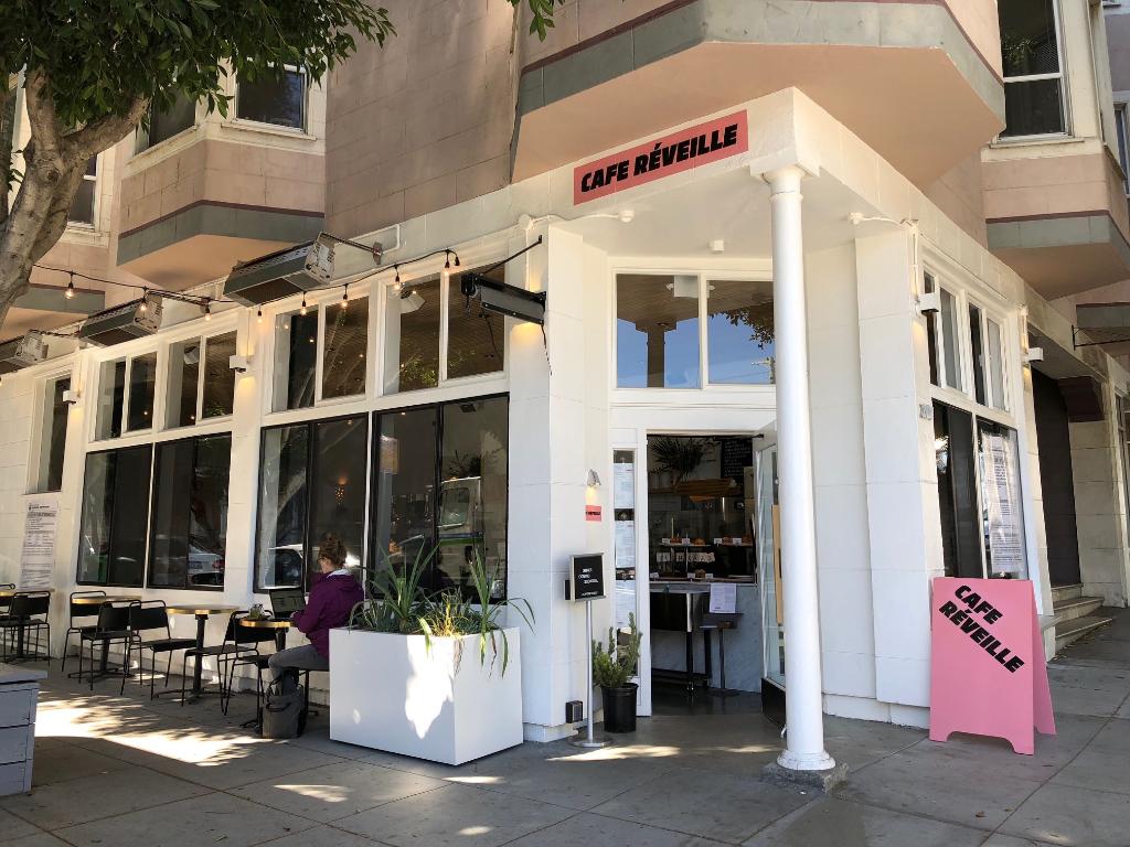 The second location of Café @REVEILLECOFFEE is open in the Lower Haight. Trust us, don't miss the falafel, housemade focaccia or tahini squash bowl to pair with your cappuccino. goo.gl/jmKn4j