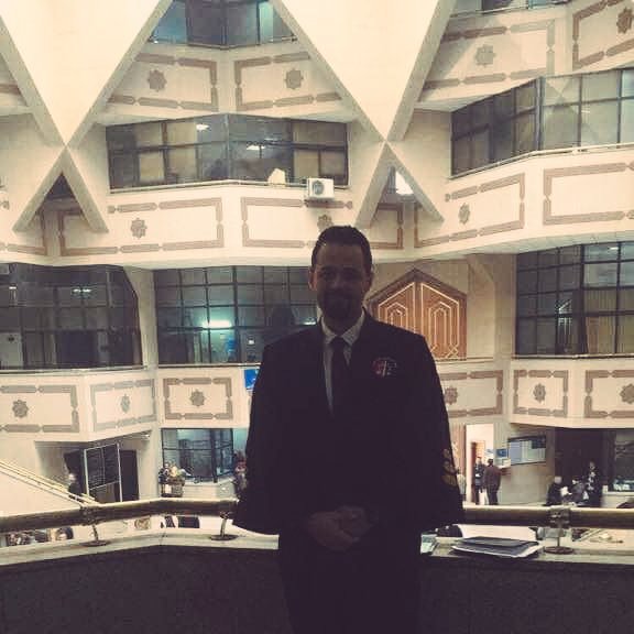 ينبغي أن نبني طموحاتنا على قدراتٍ نمتلكها .
من غرف العمليات إلى قاعات المحاكم
#محامي  #الأخطاء_الطبية