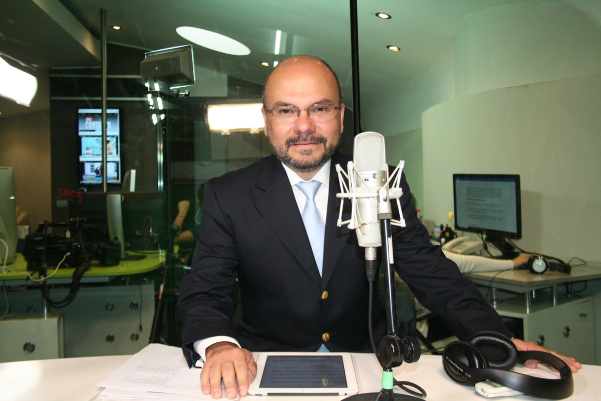 _encontacto's tweet photo. #NoTeLoPierdas #FelizMiércoles #Noticias #Veracruz Este jueves inicia @AngelArmengol en #EnContactoRadio de 18:00hrs a 20:00hrs por https://t.co/AH5mmAkQRt #Infórmate con nosotros. https://t.co/a0qlja3QT9