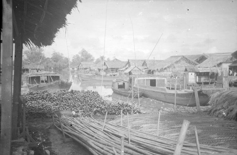 Tonle Sap fishing village