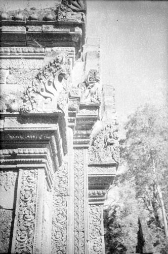 historic picture of Banteay Srei temple