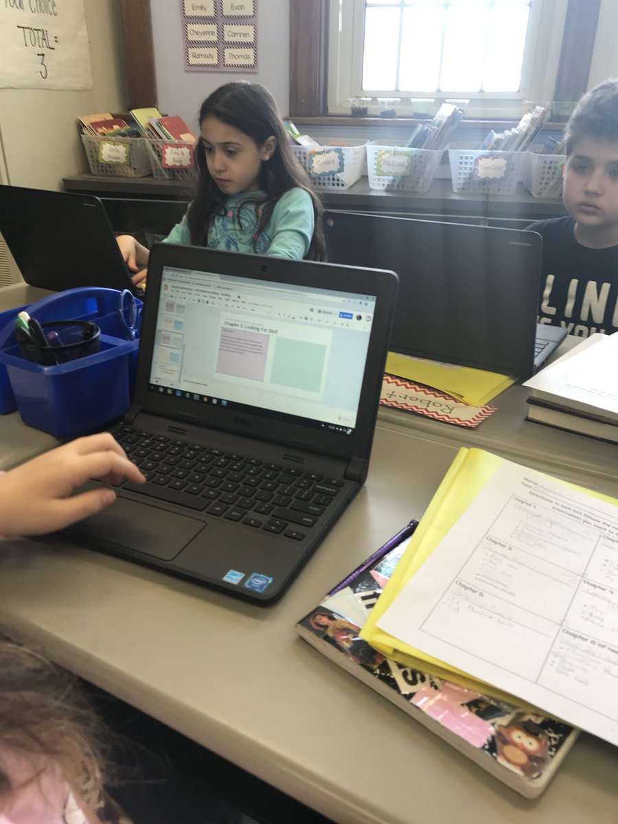 OAS_MrsLuther's tweet photo. Ss lay the bricks of their informational writing while drafting using Google Slides #tcrwp #mtpspride #MTPSwrites https://t.co/t3cKGIkfWn