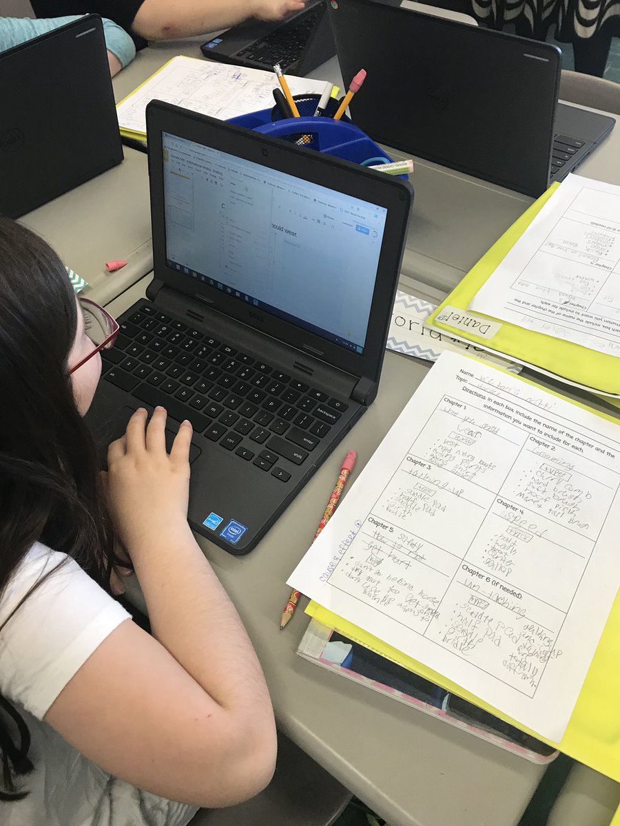 OAS_MrsLuther's tweet photo. Ss lay the bricks of their informational writing while drafting using Google Slides #tcrwp #mtpspride #MTPSwrites https://t.co/t3cKGIkfWn