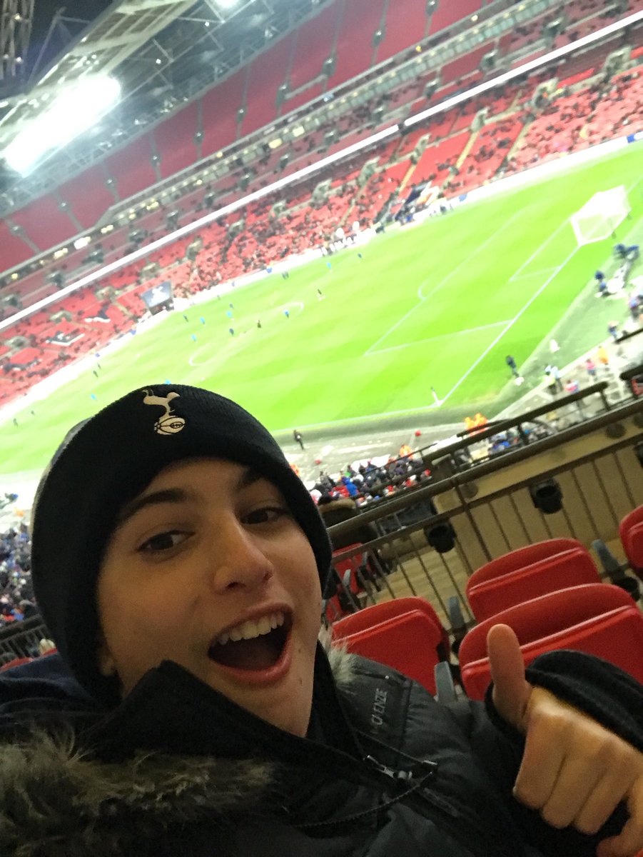 JacobSimons0's tweet image. Come to Wembley to support the lads despite the freezing cold weather !!!!
#bravingthecold
#coys
@SpursOfficial