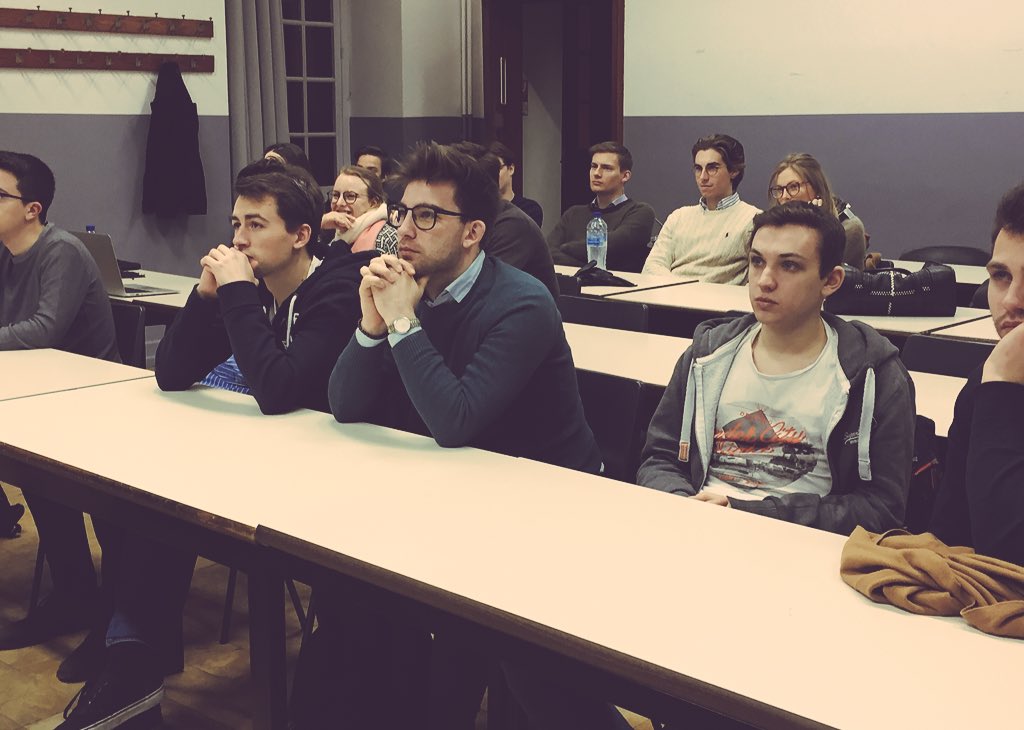 DiLievens's tweet photo. Ready to give a workshop #pitchperfect with @startitkbc for students #capitant @KU_Leuven @Leuven_MindGate 🚀👌🏻 https://t.co/QgI56EQa6d